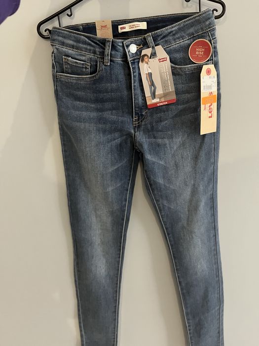 Нові джинси Levis на дівчинку, скінні
