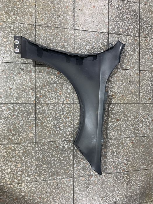 Guarda lamas Mercedes Class A W177