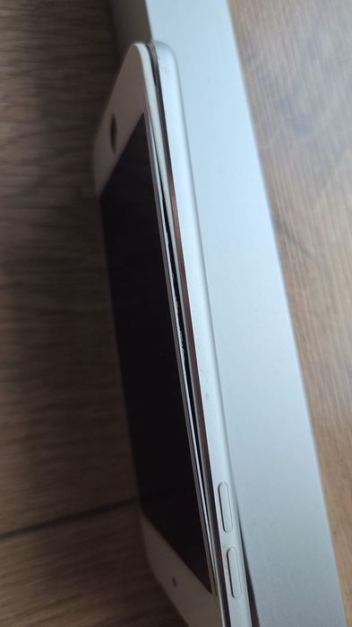 IPod 5gen 64gb uszkodzony