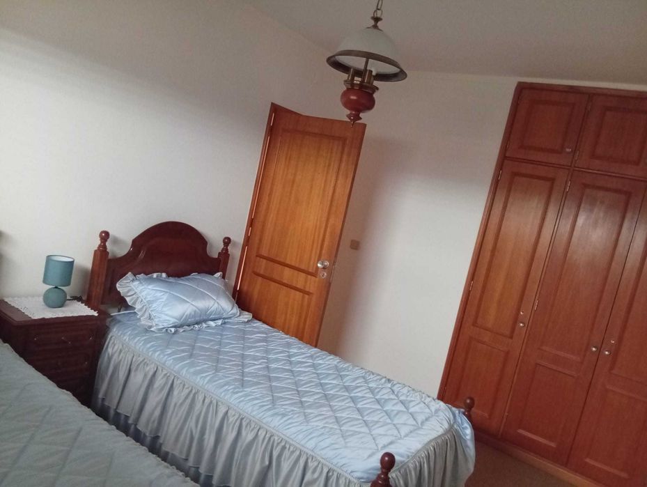 Quartos em vivenda