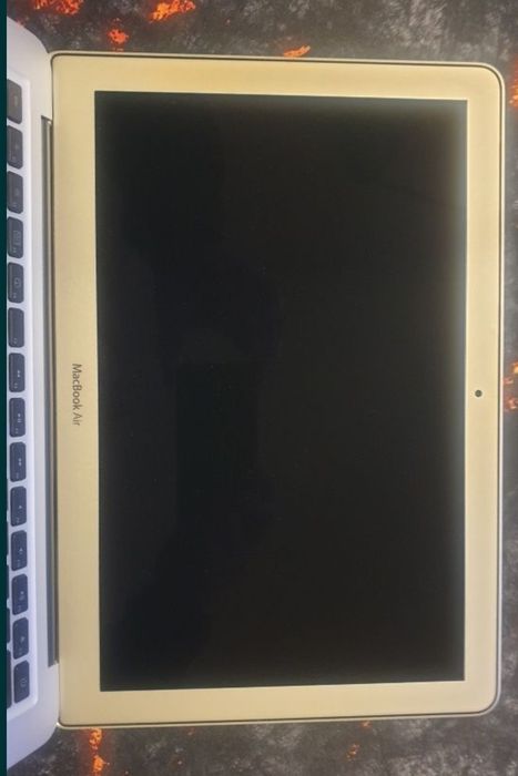 Macbook Air 13'' - Intel Core 2 Duo 2,13Ghz/256 SSD/Gforce 320M