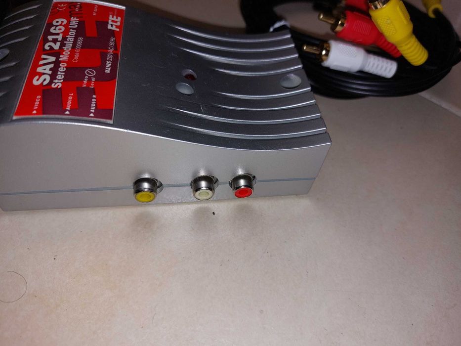 FTE Stereo UHF Modulator SAV216964286255064066122