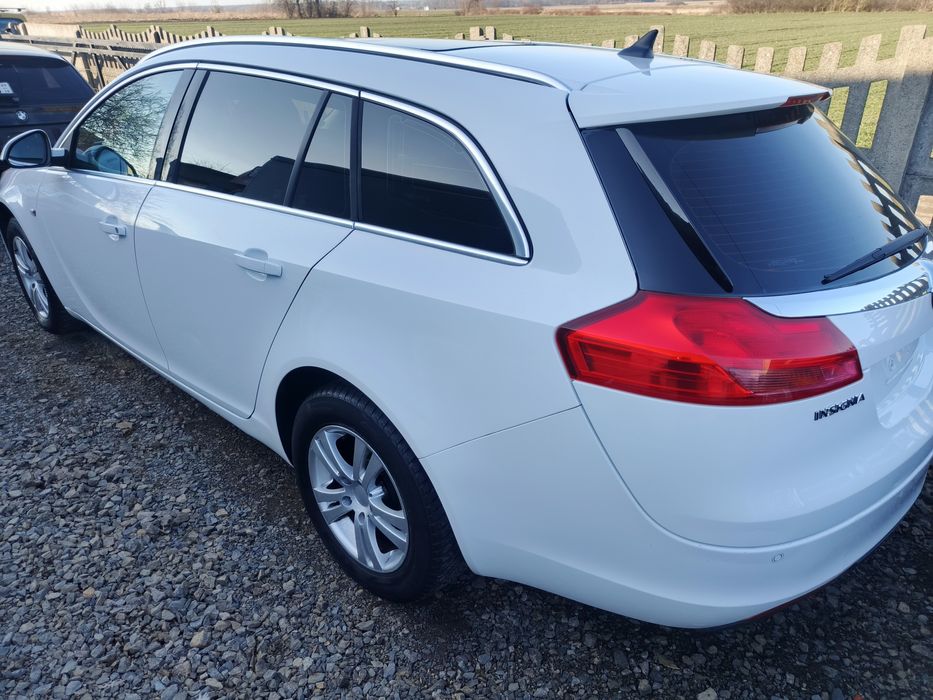 Opel Insignia 1.8