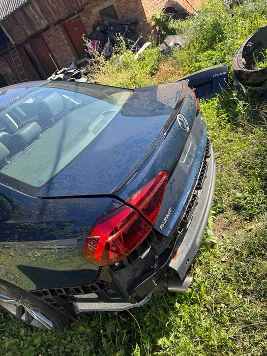 Кришка крышка багажника Volkswagen Passat B8 NMS  561827025L