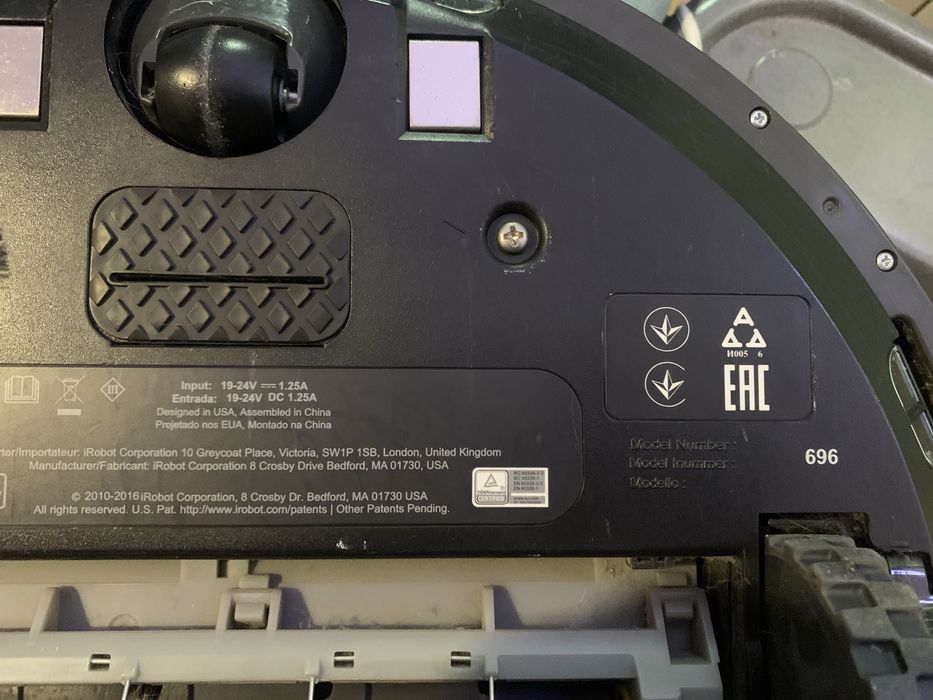 Aspirador Robot Roomba 696