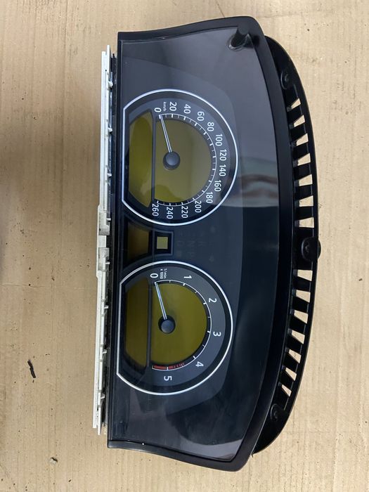 Licznik prędkościomierz bmw e65 3.0 D 730D