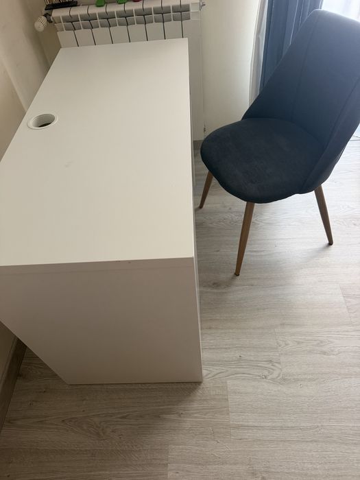 Secretaria + cadeira