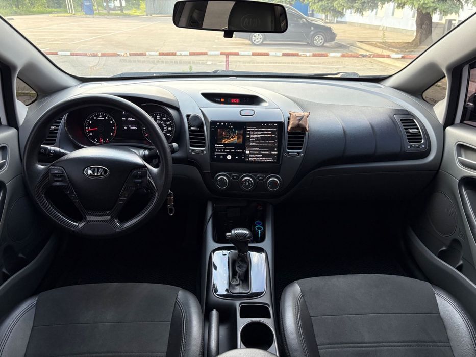 Kia Forte 2017 LX • 2.0 MPI • Отличное состояние, родной пробег.