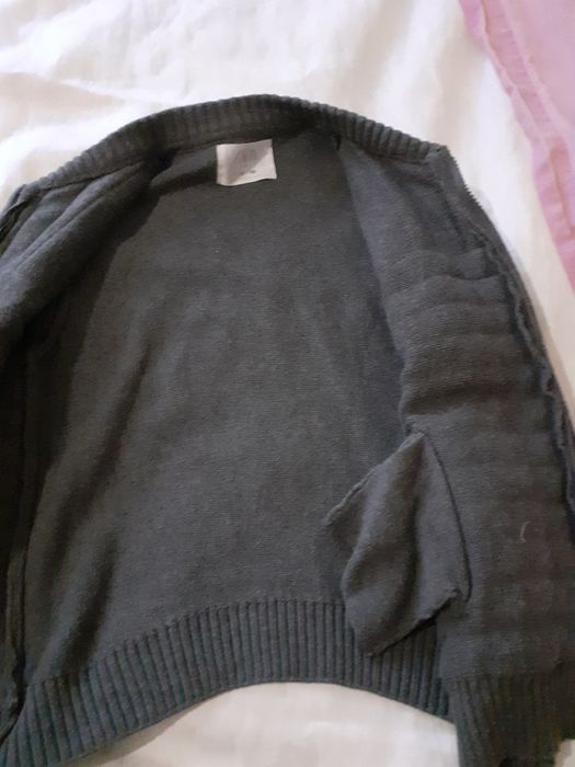 Casaco em malha ,quente e confortável