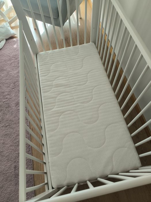 Berço IKEA  + colchão + forra