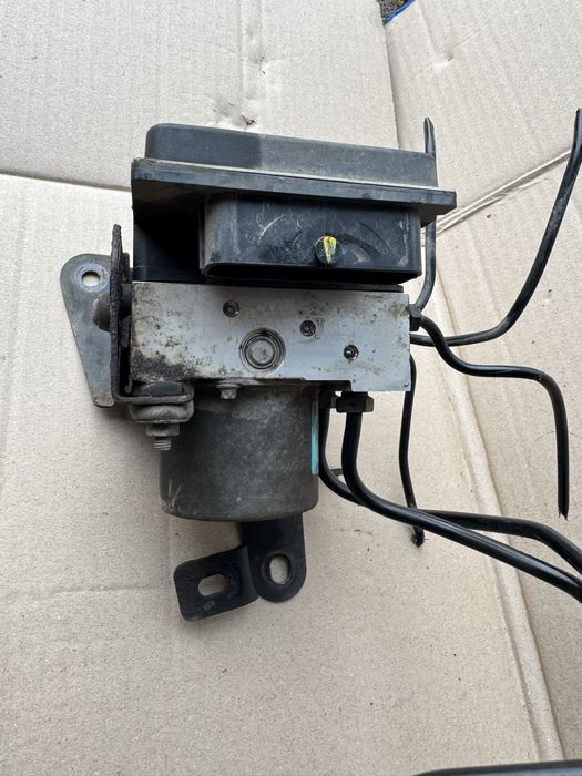 Блок abs Sonata YF 2011-2014 58920-3O500. Насос абс