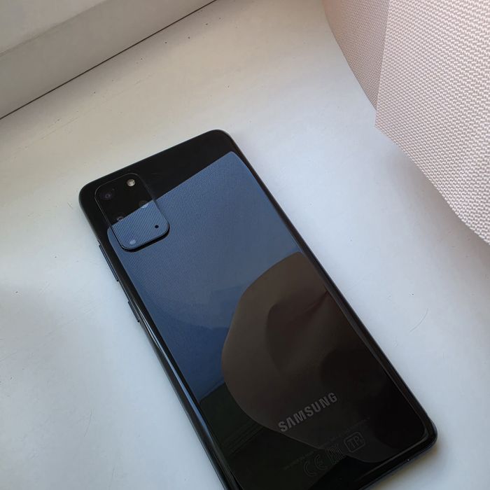 Samsung s 20 plus