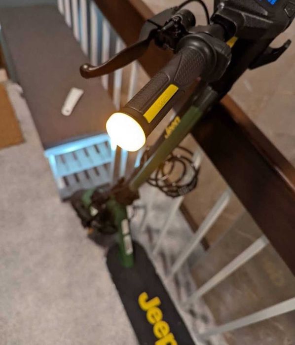 E-Scooter Adventurer Jeep