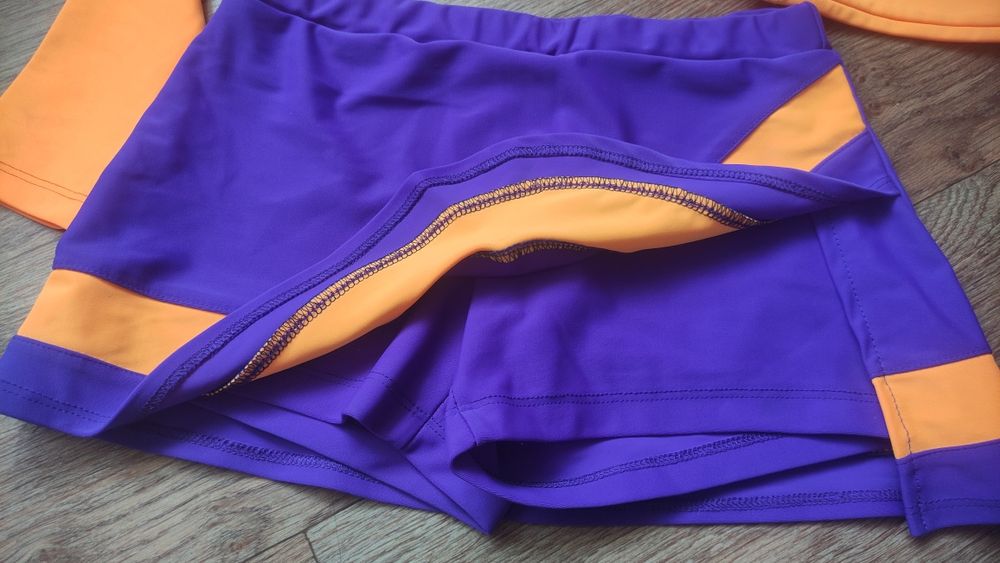 Костюм для черлідингу