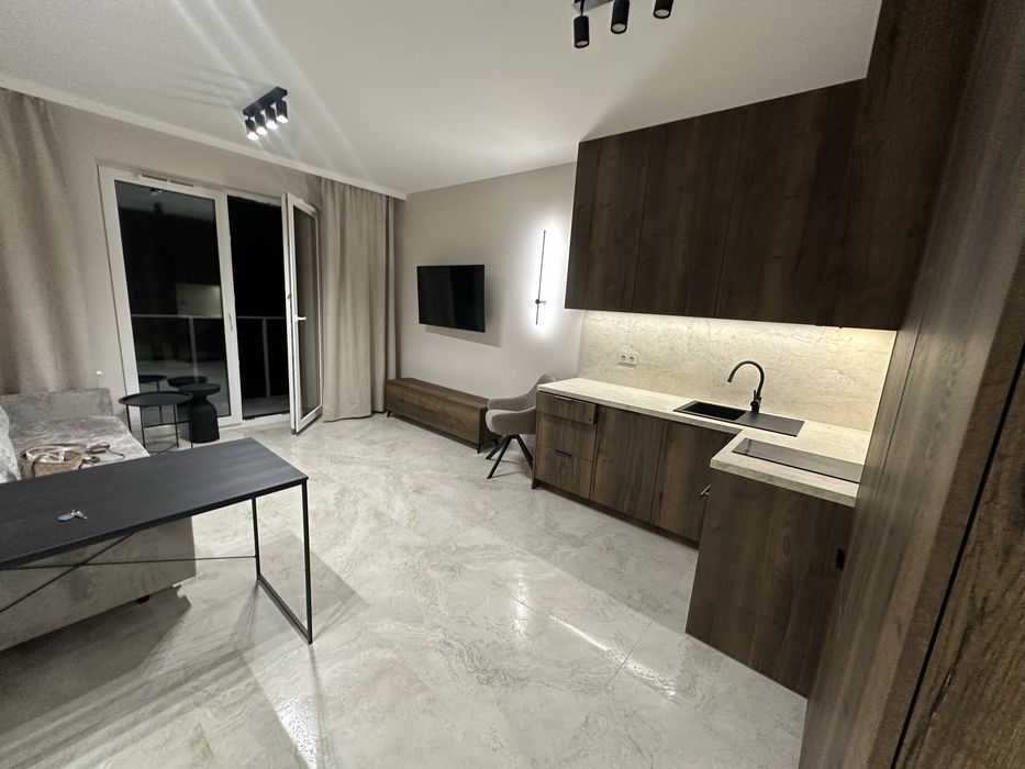 Mieszkanie   studio .  Puławskiego 22 , obok uczelni.