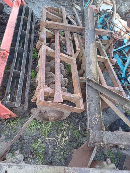 Продам агд 2.4 супн 6,плуги опрыскиватель