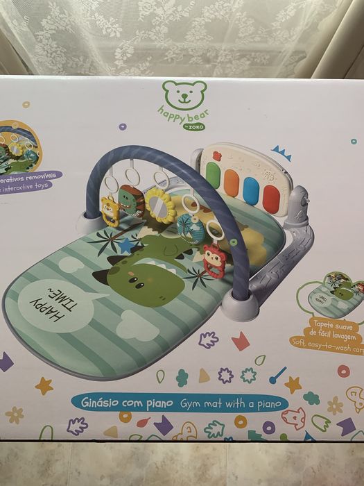 Ginasio com Piano bebé