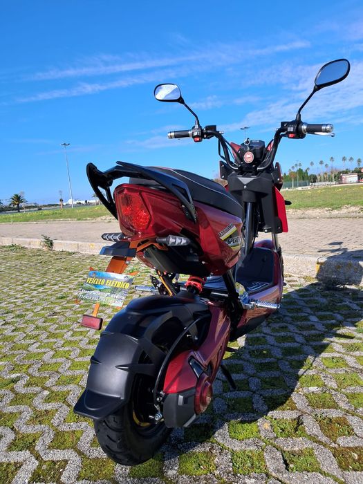 Mota eléctrica nova