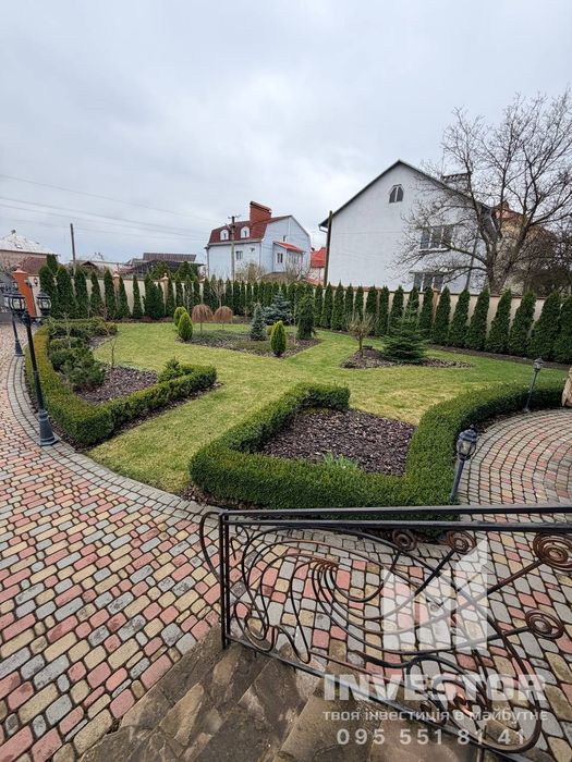 Продаж елітного будинку в класичному стилі передмістя Чернівців, 2хв до ТЦ Депот