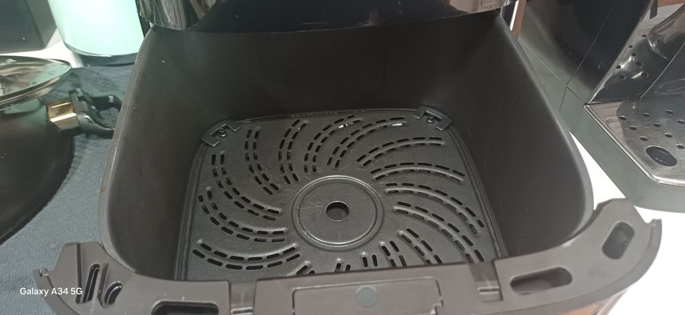 Airfryer Bosch 7l,2 quase nova
