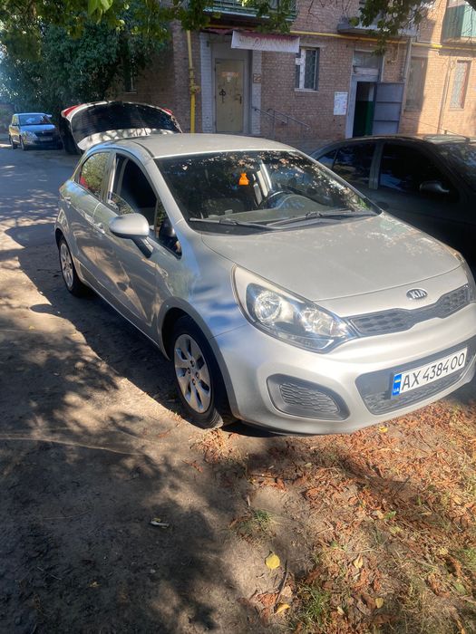 Легкова машина Kia Rio