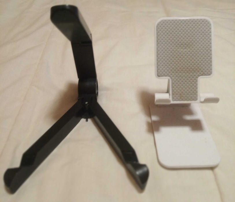 Vendo 2 Suportes para Smartphone/Tablet