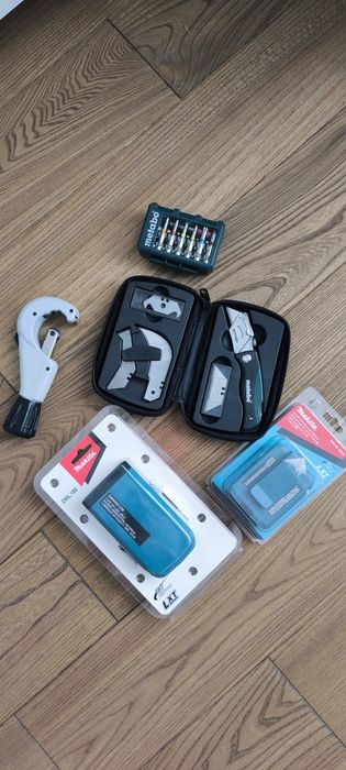 Труборіз ZENTEN,ніж, біти  Metabo, ліхтар Makita DML 186, ADP05