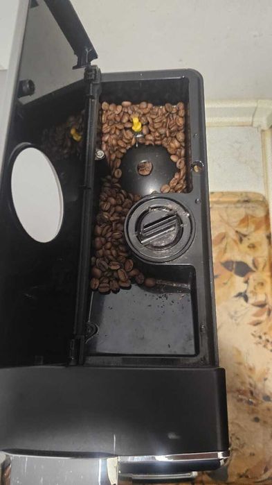 SAECO INCANTO DELUXE HD8921 expres ciśnieniowy