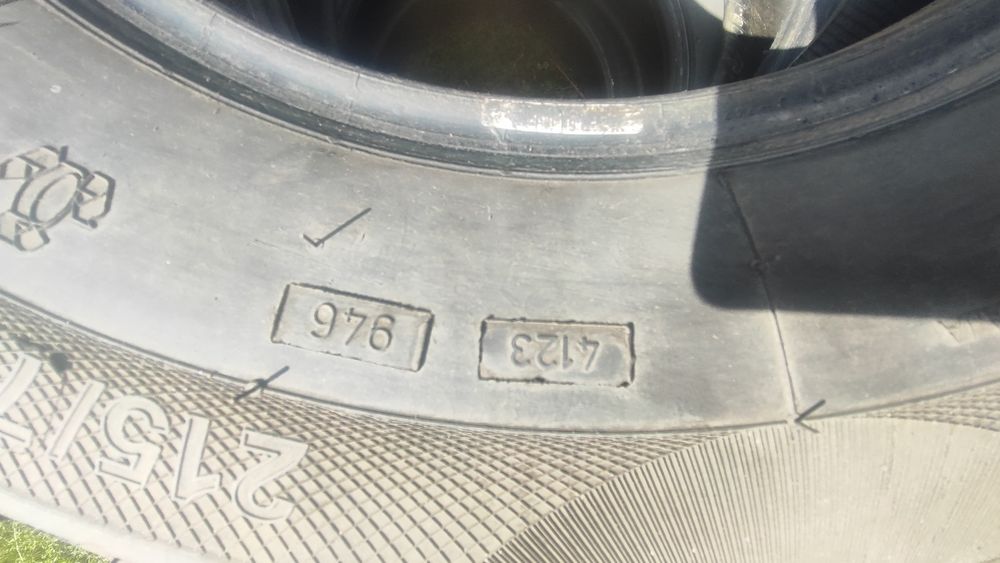 продам колеса 215/70 R15