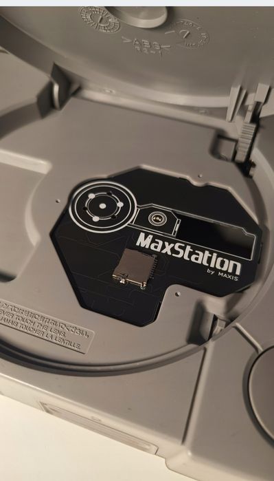 Sony PlayStation 1 + PAD + Memory Card + 64GB + okablowanie + ODE emul