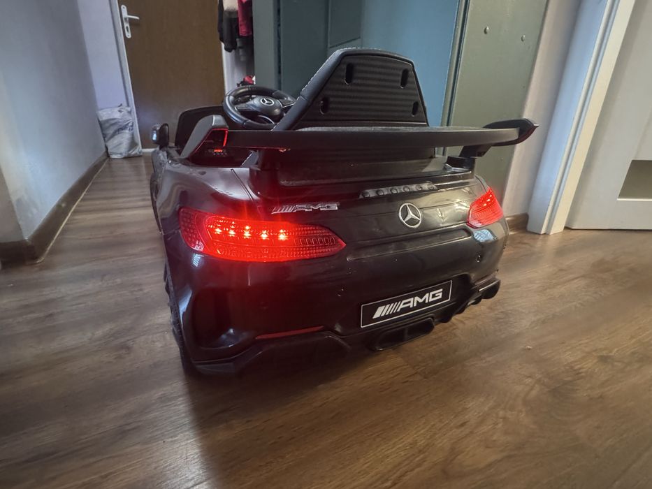Auto sterowane pilotem dla dziecka