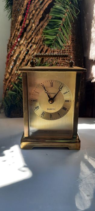 Часы для дома настольные Англия