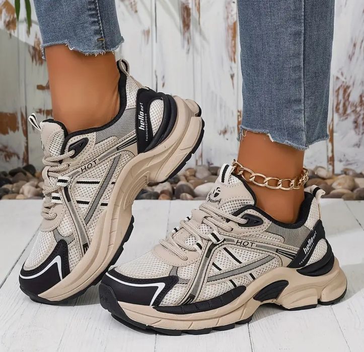 Кросовки женские