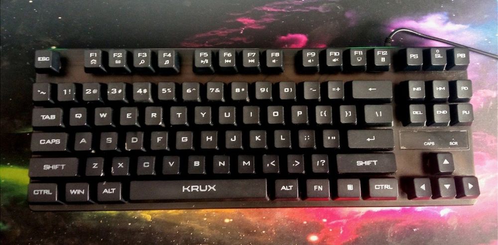 Klawiatura przewodowa Krux Solar tkl [ DEFEKT]