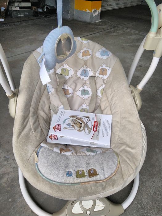 Huśtawka, bujaczek, leżaczek Bright Starts hybrydowy