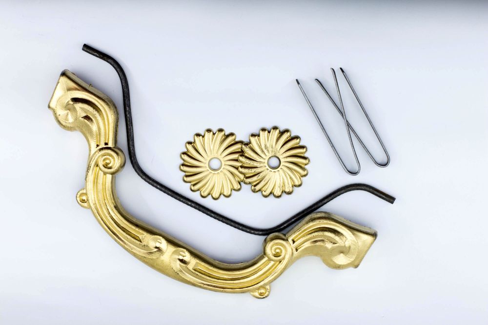 Фурнітура для трун,хрестів.