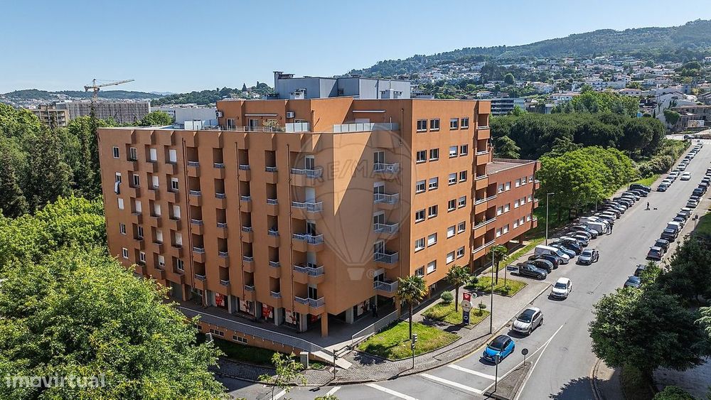 Apartamento T3, com 3 wc, em Lamaçães, Braga!