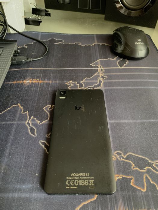 • Vendo BQ E5 Aquaris • Para Peças •
