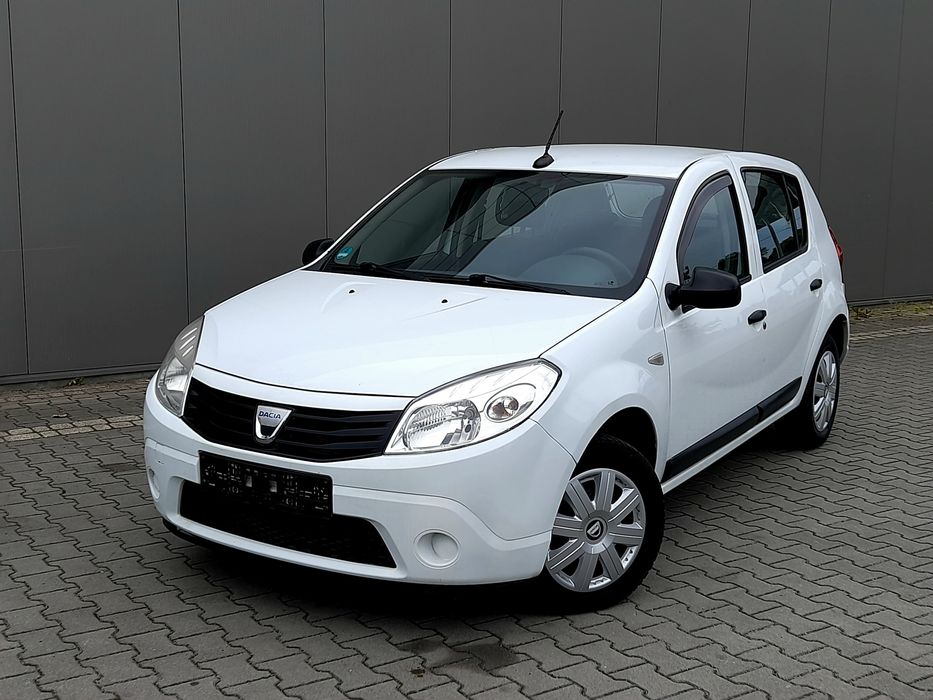 Zadbana Dacia Sandero 1.4 8V MPI*KLIMATYZACJA*Maly Przebieg !