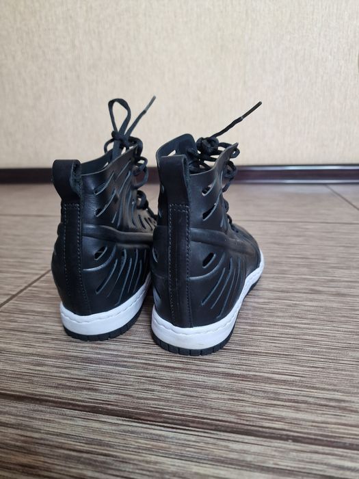 кросівки Nike Dunk Sky Hi 2.0 Joli Black, оригінал
Стан нових
устілка
