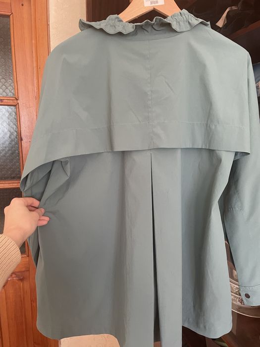 Жіночий легкий дощовик