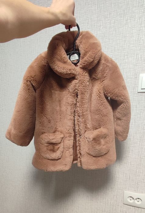 Шубка H&M 104 для дівчинки