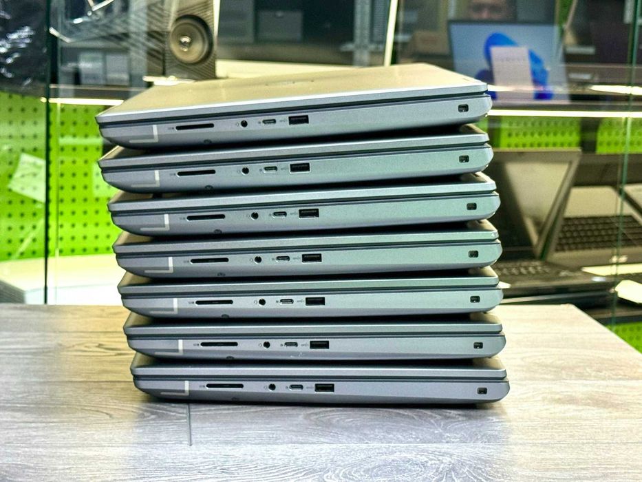 Dell Precision 7780 / Core i9-13900HX / 128DDR5 / Nvidia RTX 5000 16Gb