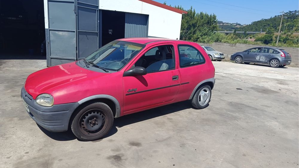 Carro Corsa opel