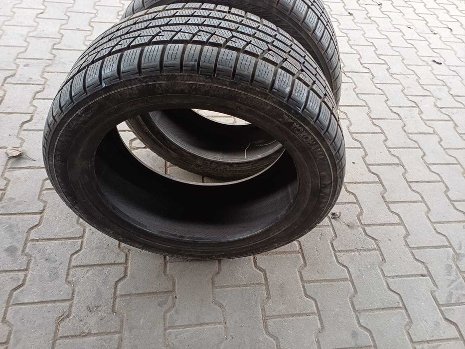 Шини Yokohama V-Drive 255/45 R19 ідеальний стан без порізів та тріщин