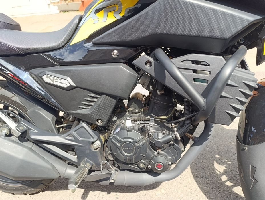 Продам мотоцикл Lifan KPT 200-4V