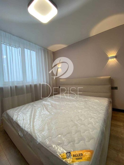 Apartment in Kyiv - More