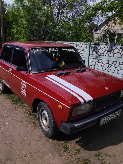Продам автомобіль Ваз 2105