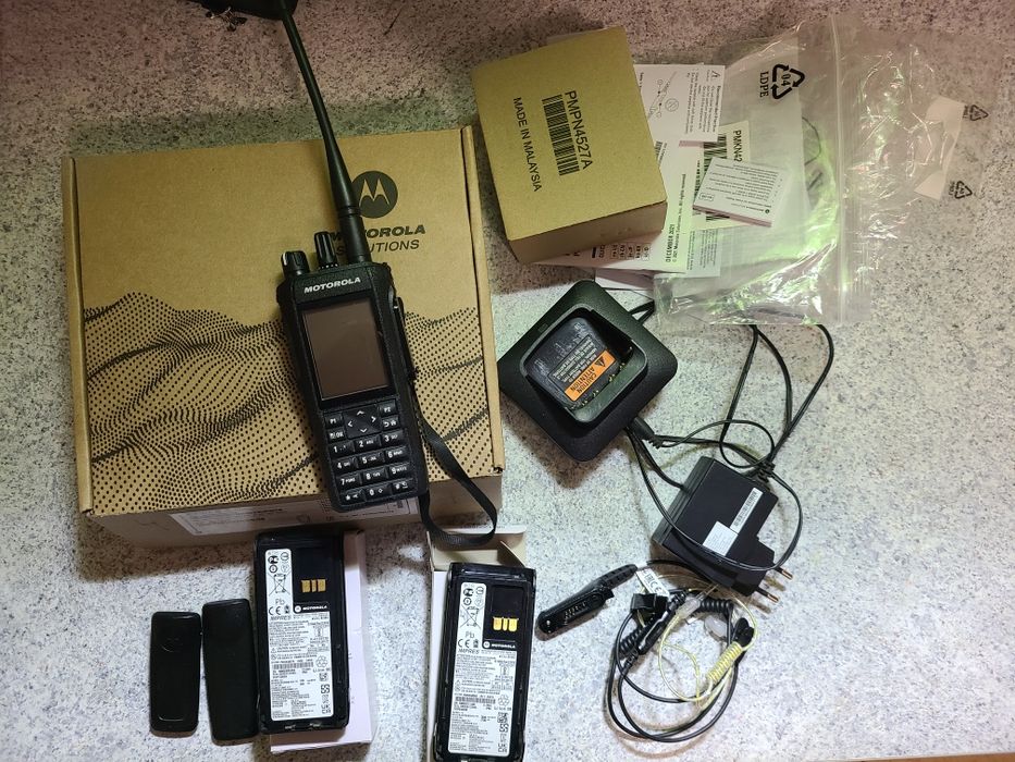 Motorola R7 UHF AES256