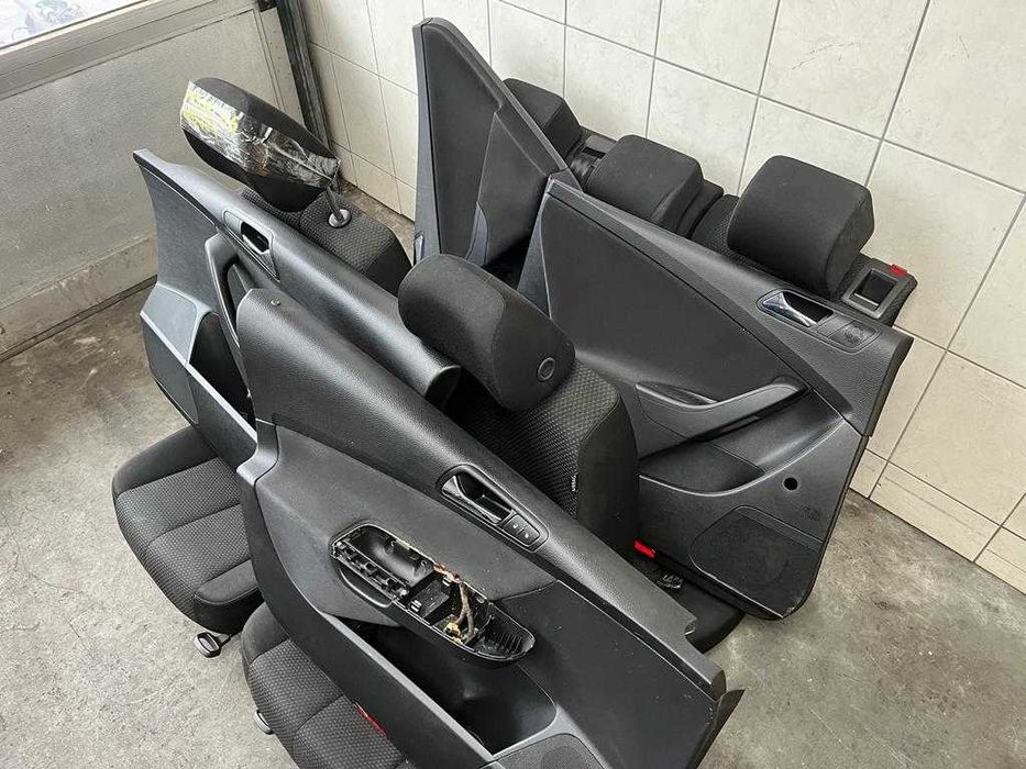Volkswagen Passat B6 Komplet Foteli Tapicerki